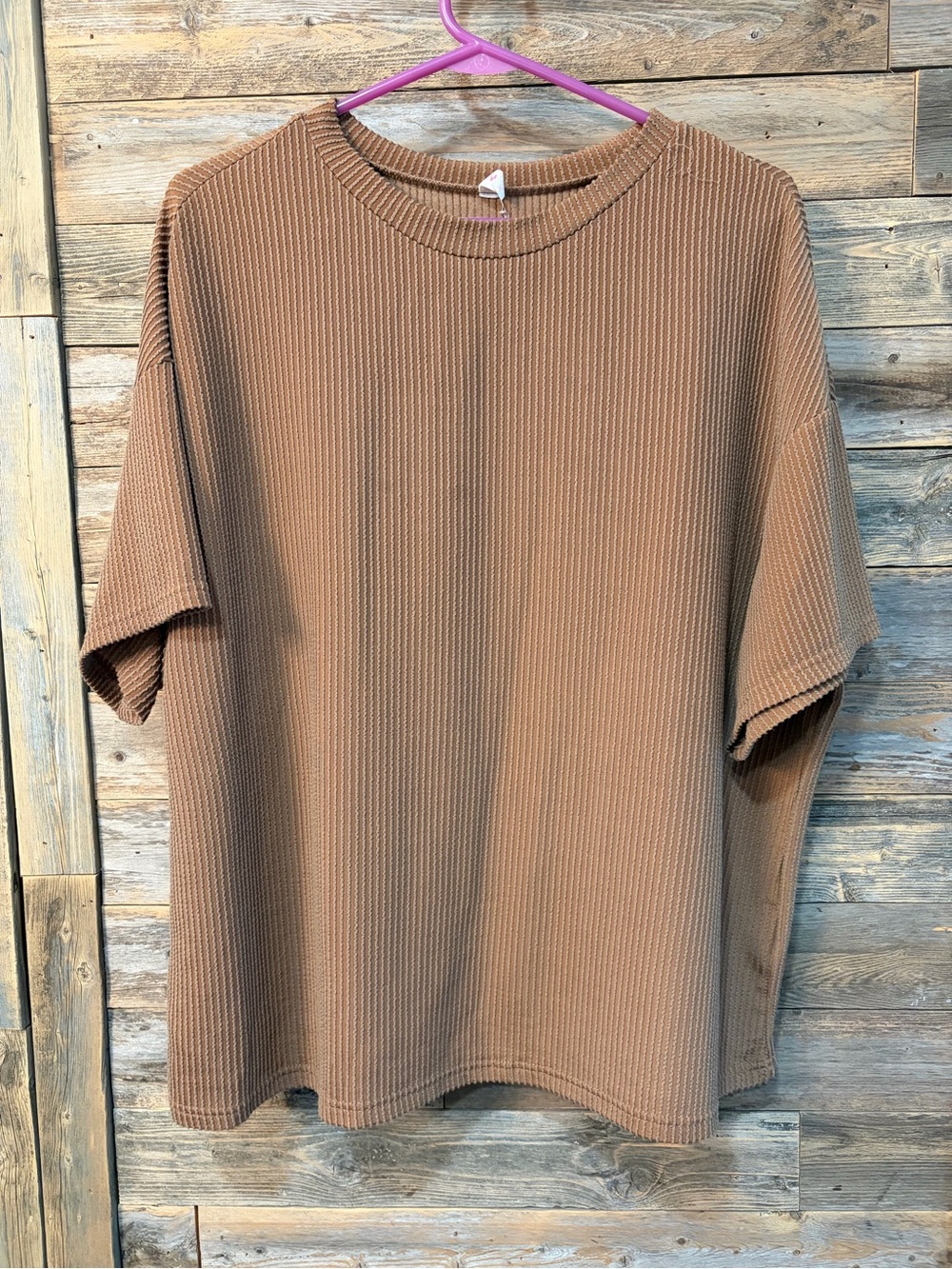 Shewin Women’s Brown Ribbed Short-Sleeve Shirt* - size L